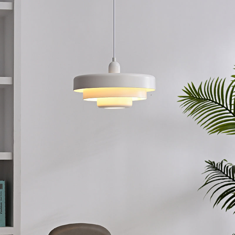 Single Head Iron Pendant Lamp in Mid-century Bauhaus Style