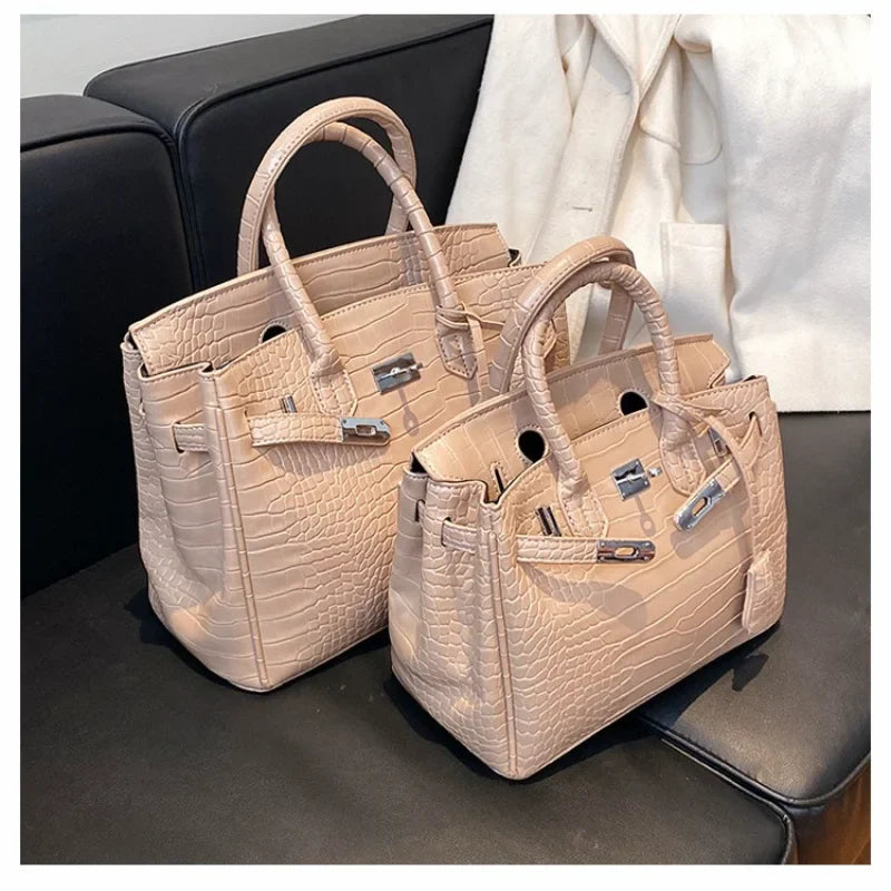 Ariana | Stone-Texture PU Leather Tote & Crossbody – Spacious Adjustable Shoulder Bag | 2025 Style | For Women’s Commute Essentials