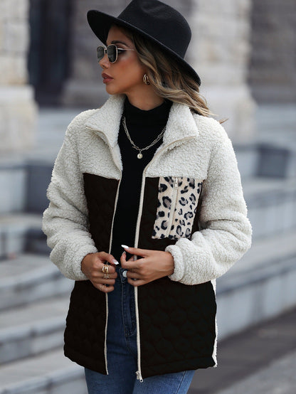 Hélène - Manteau sherpa stylé avec poche imprimée