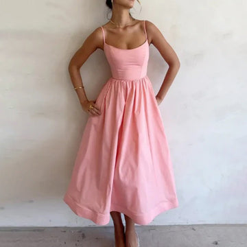 Kaitlyn - Elegant Midi-Outfit